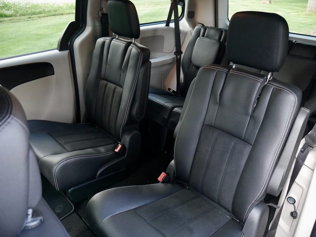 2019 Dodge Grand Caravan SXT Review | GCBC