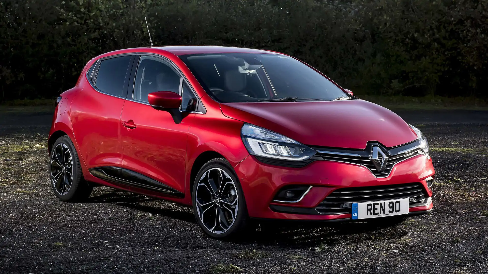 Denmark May 2013: Renault Clio IV up to #4 – Best Selling Cars Blog