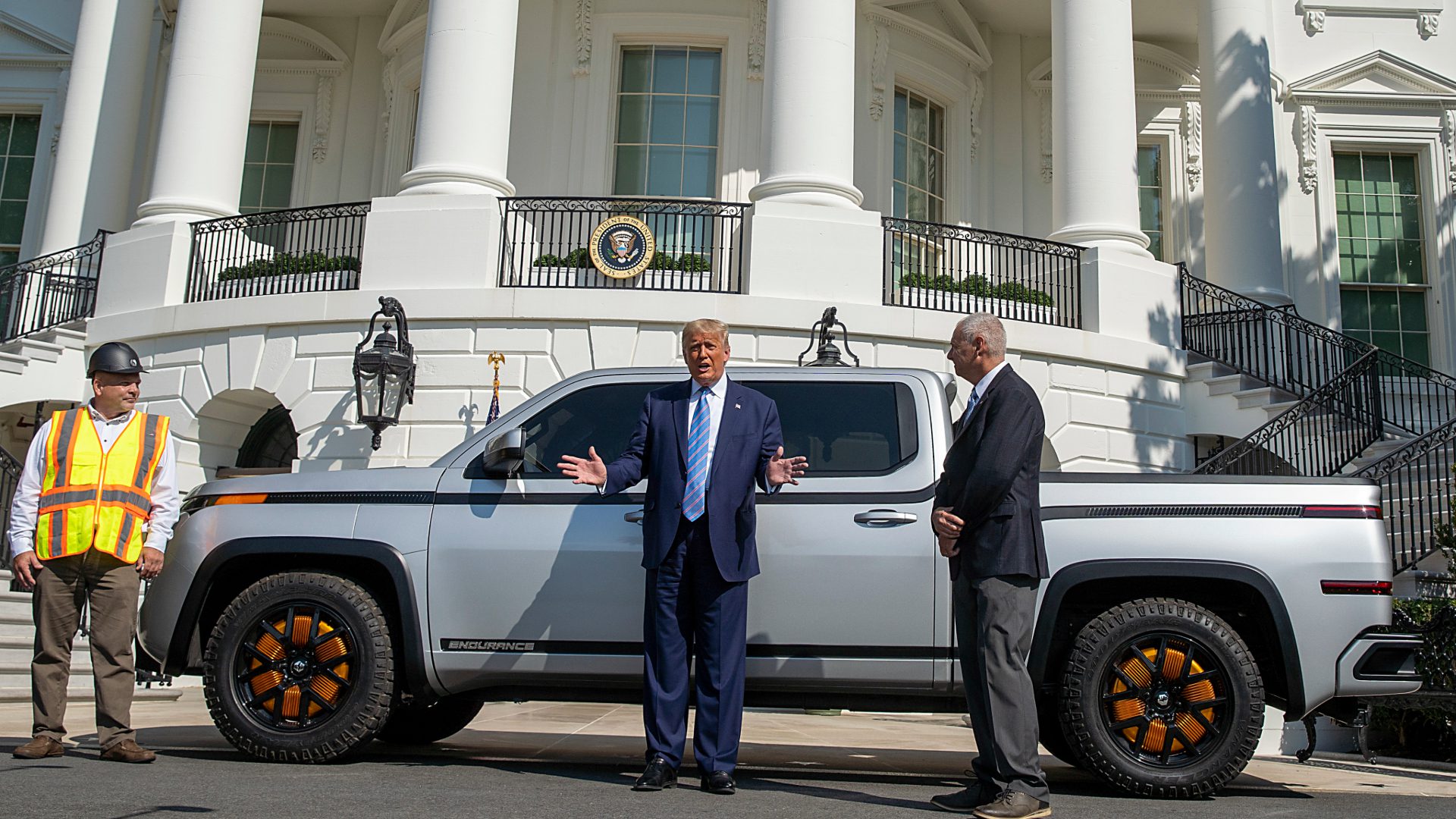 Trump at the White House with Lordstown pickup EV