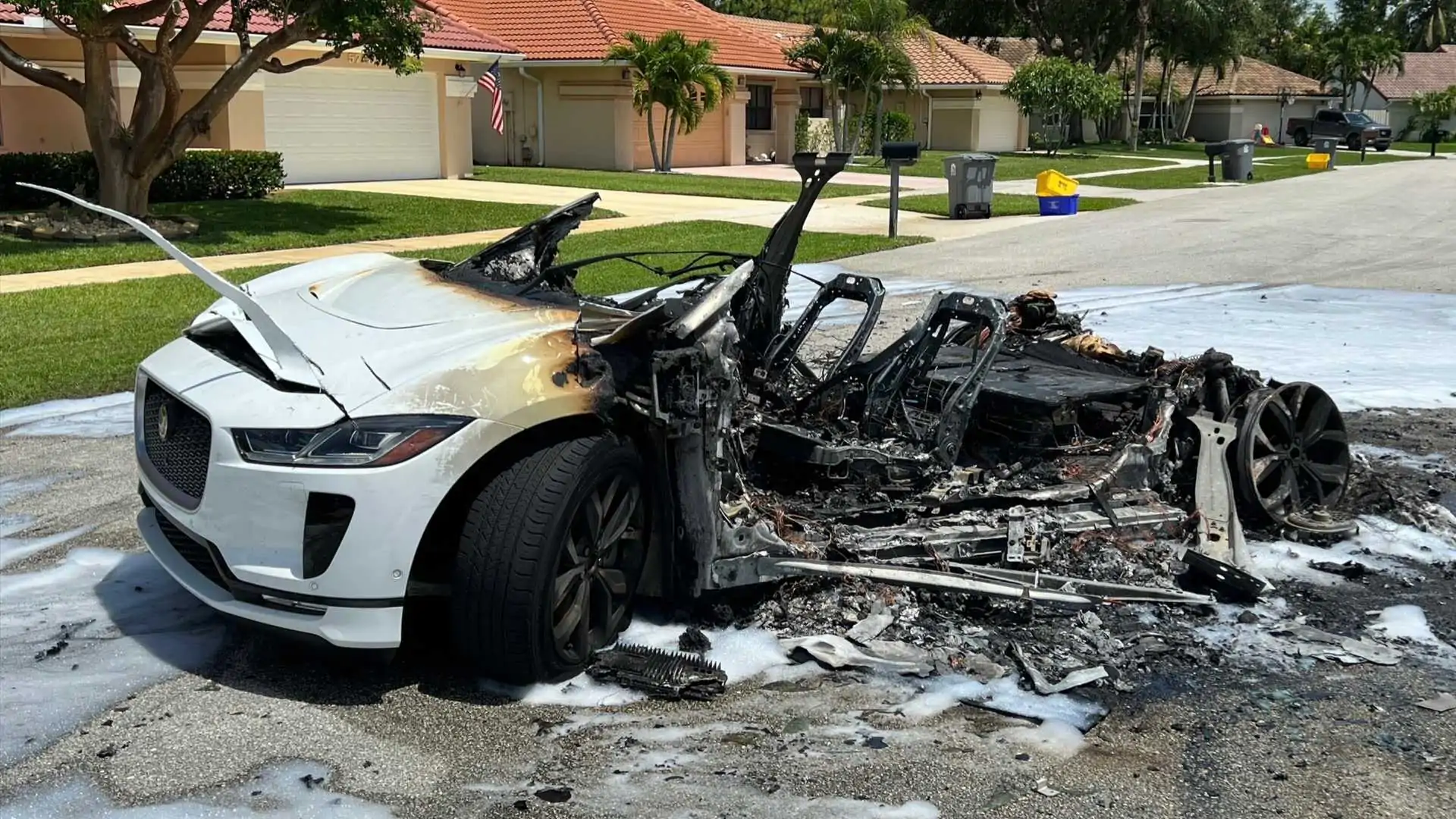 Burned Jaguar i-pace in Florida