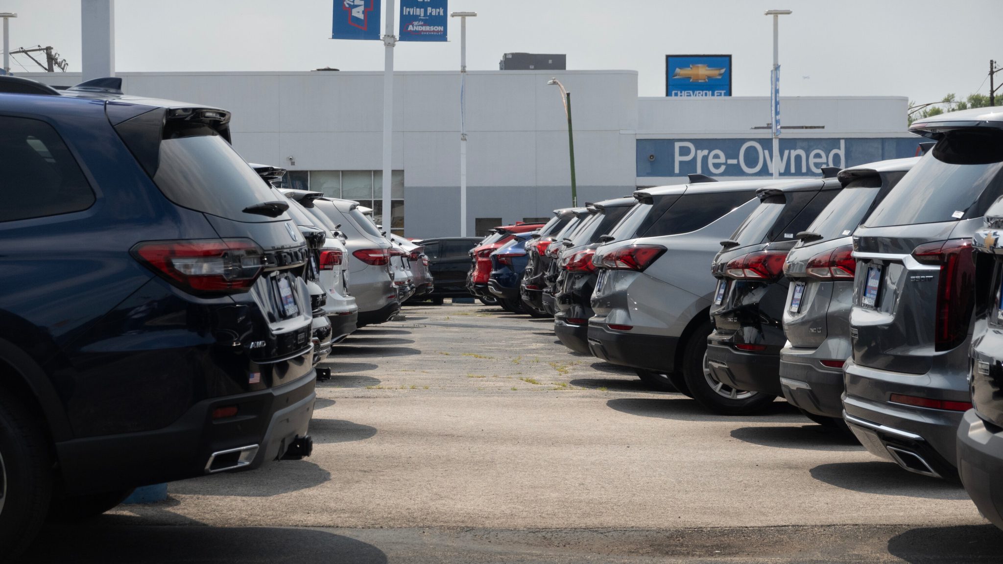 Photo of a pre-owned cars lot